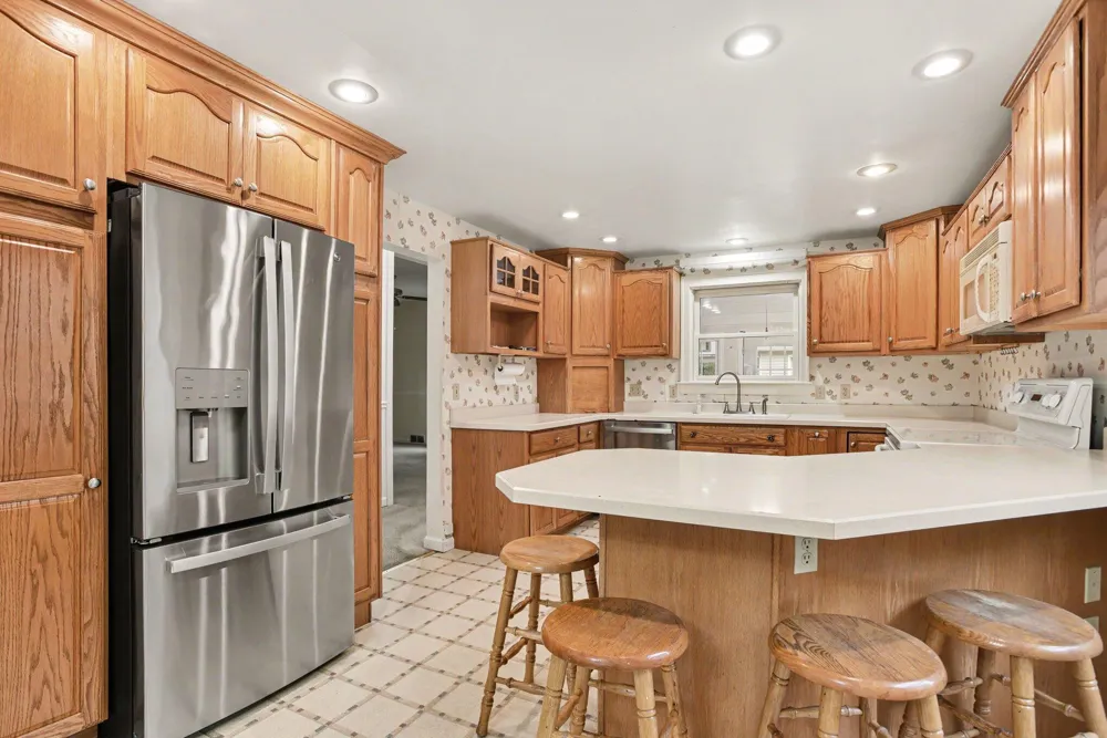2511 Glenwood Drive Kalamazoo, MI 49008