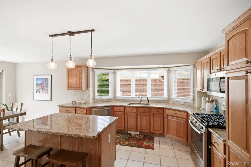 5271 Vineyards Boulevard Sterling Heights City, MI 48314