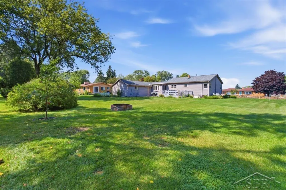 1281 W Midland Road Williams Charter Township, MI 48611