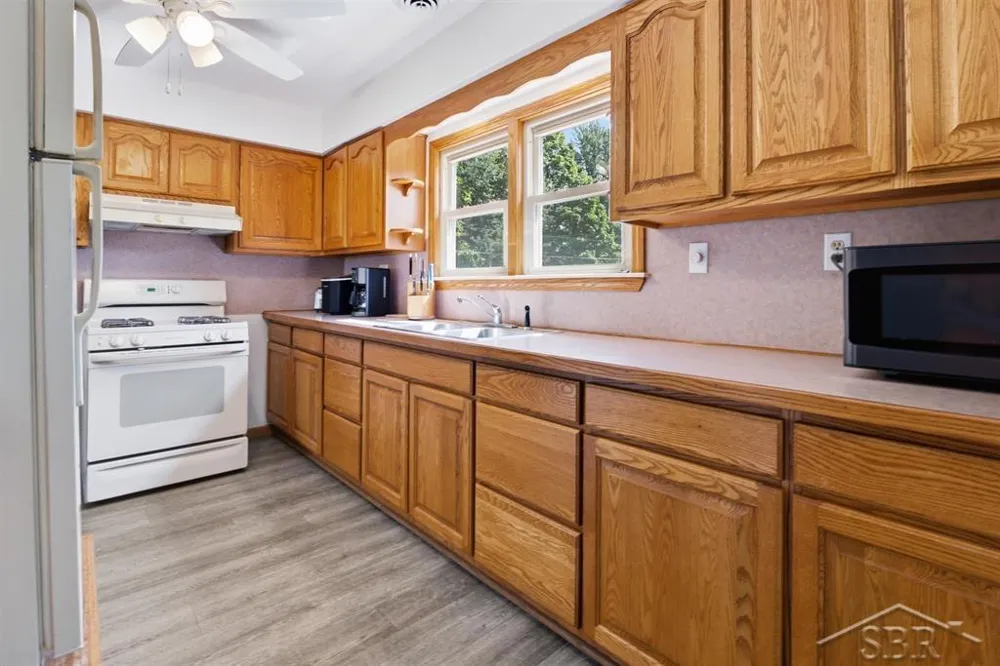 1281 W Midland Road Williams Charter Township, MI 48611