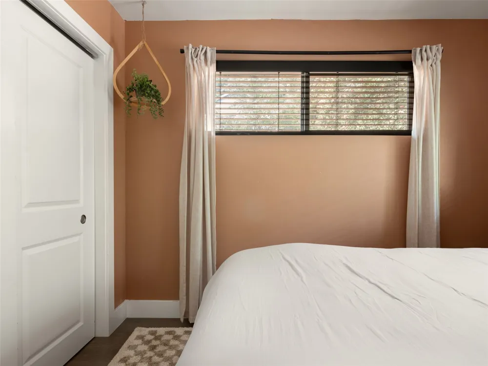 2501 E 11th Street #1 Austin, TX 78702