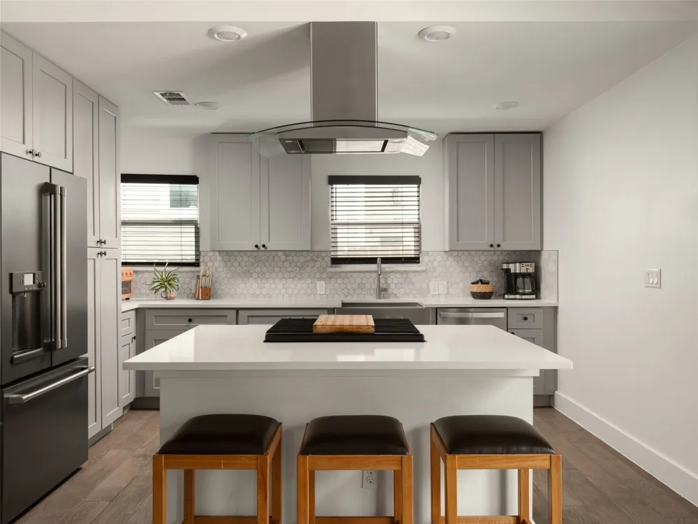 2501 E 11th Street #1 Austin, TX 78702