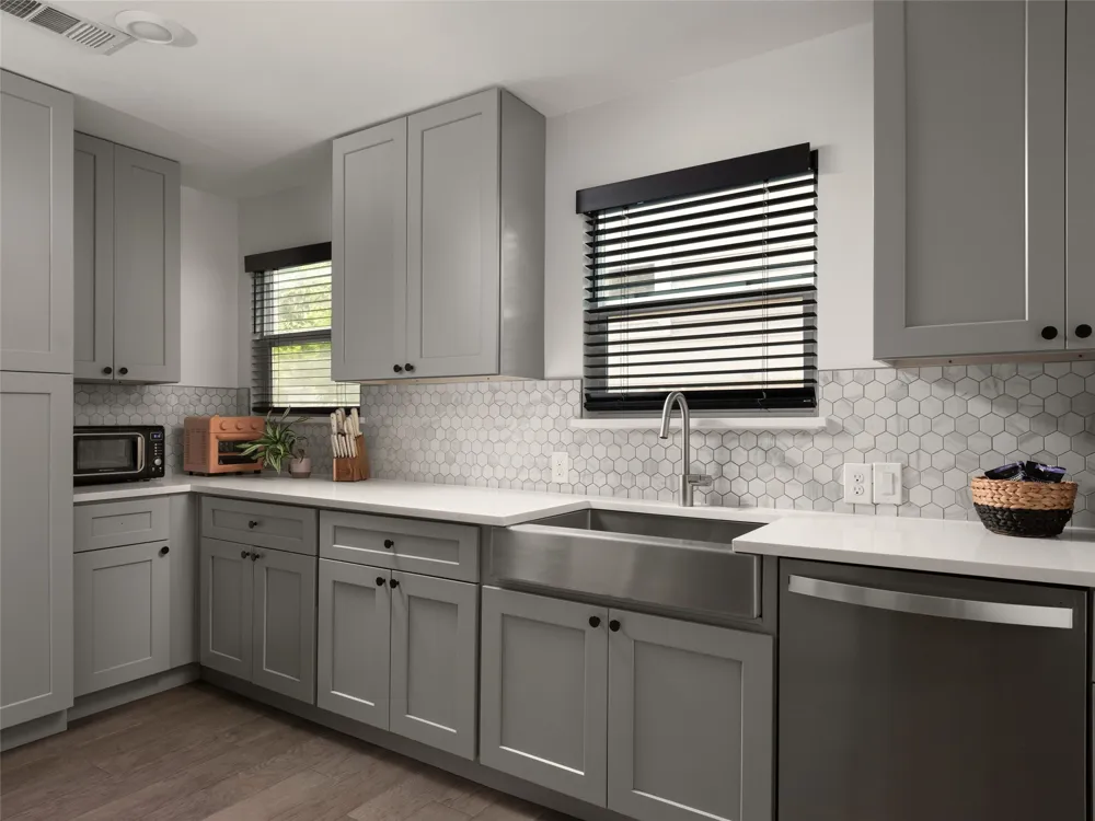 2501 E 11th Street #1 Austin, TX 78702