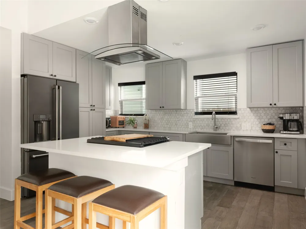 2501 E 11th Street #1 Austin, TX 78702