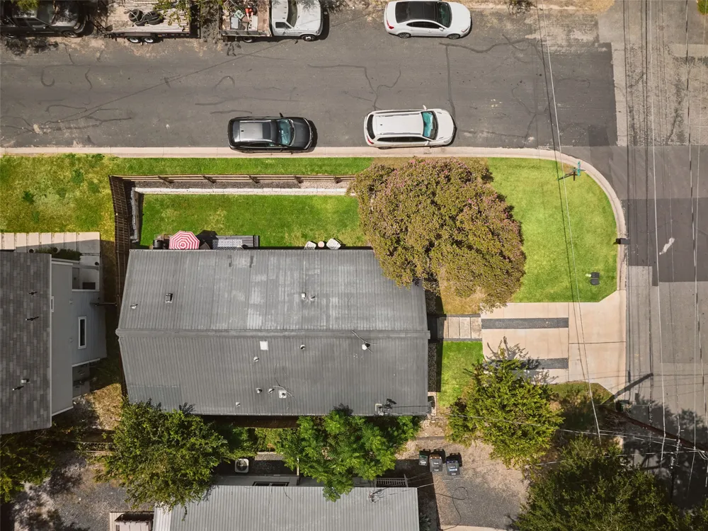 2501 E 11th Street #1 Austin, TX 78702