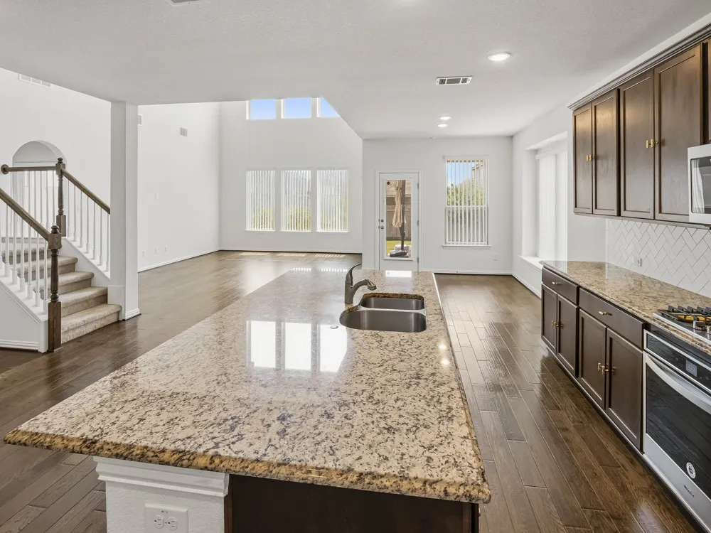 3901 Eland Drive Pflugerville, TX 78660