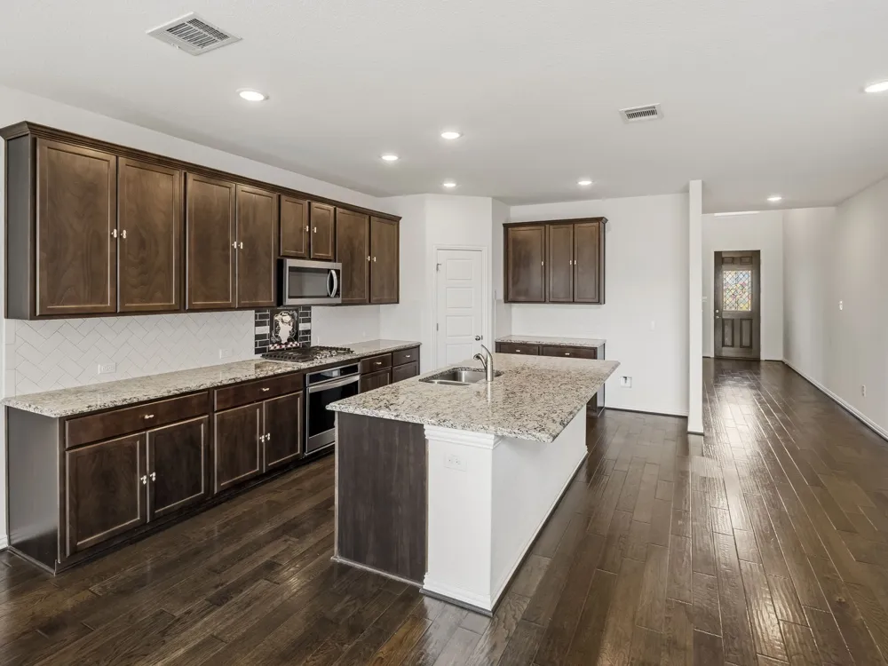 3901 Eland Drive Pflugerville, TX 78660