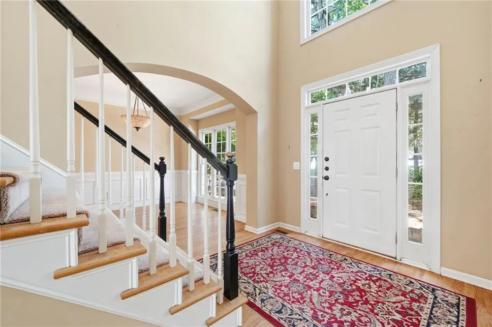 514 Lovinggood Court Woodstock, GA 30189