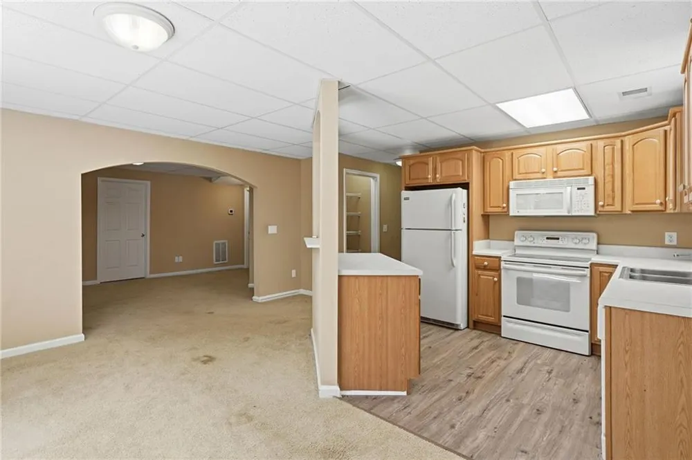 514 Lovinggood Court Woodstock, GA 30189