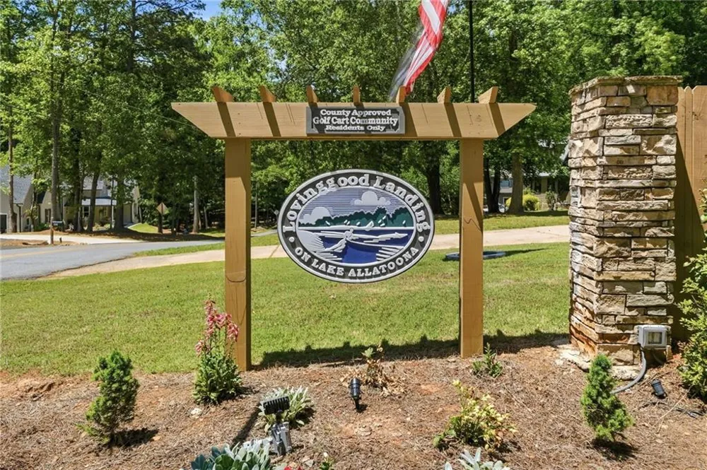 514 Lovinggood Court Woodstock, GA 30189