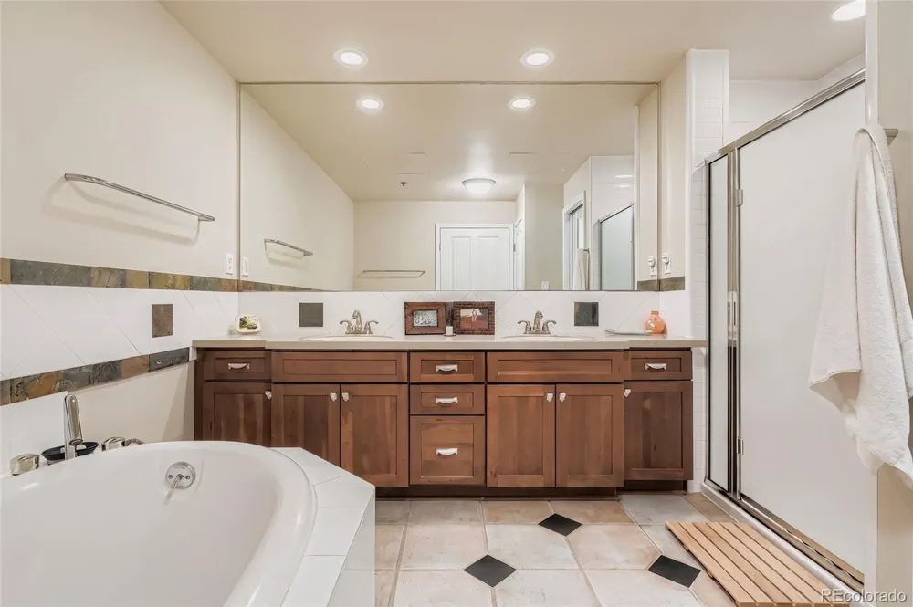 1499 Blake Street #4G Denver, CO 80202