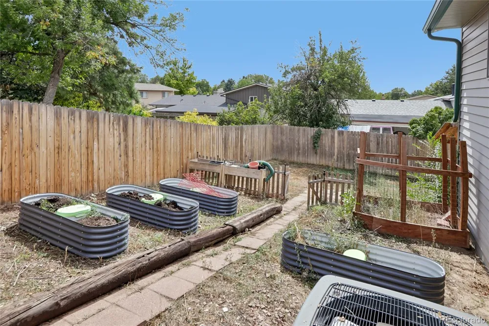 215 E 17th Avenue Longmont, CO 80504