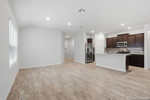 8449 Lamus Wheel San Antonio, TX 78254