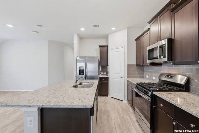 8449 Lamus Wheel San Antonio, TX 78254