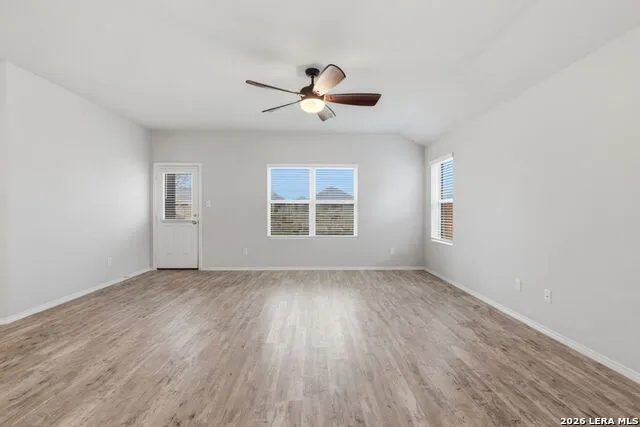 8449 Lamus Wheel San Antonio, TX 78254