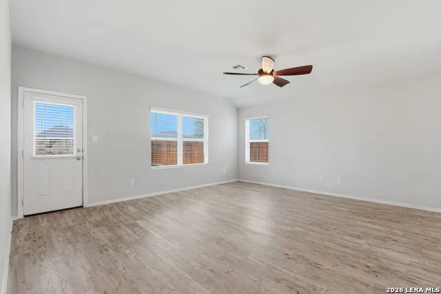 8449 Lamus Wheel San Antonio, TX 78254
