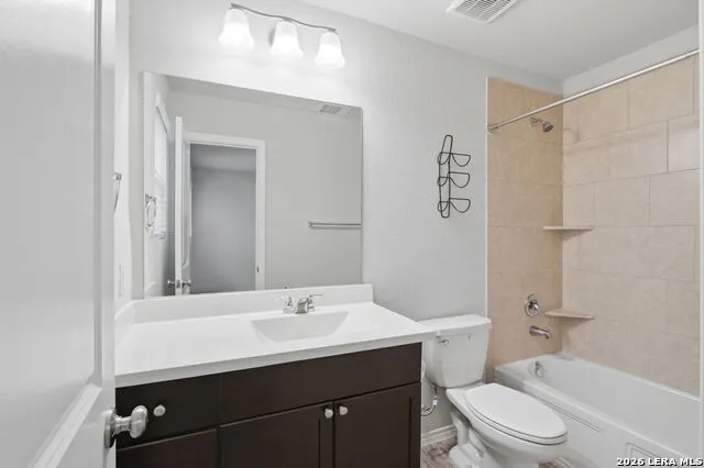 8449 Lamus Wheel San Antonio, TX 78254