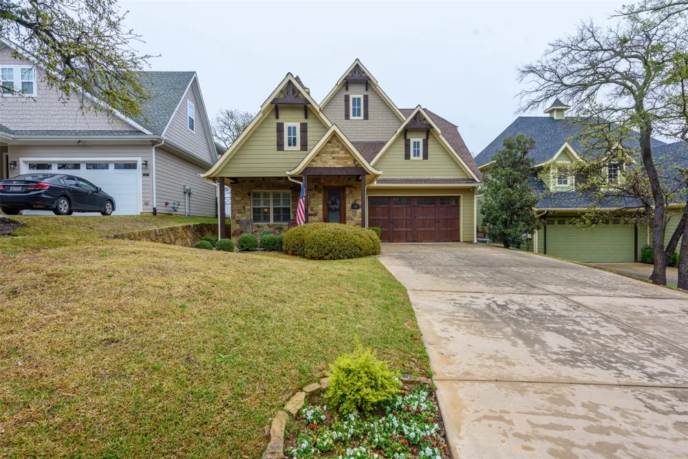 405 Dallas Street Argyle, TX 76226