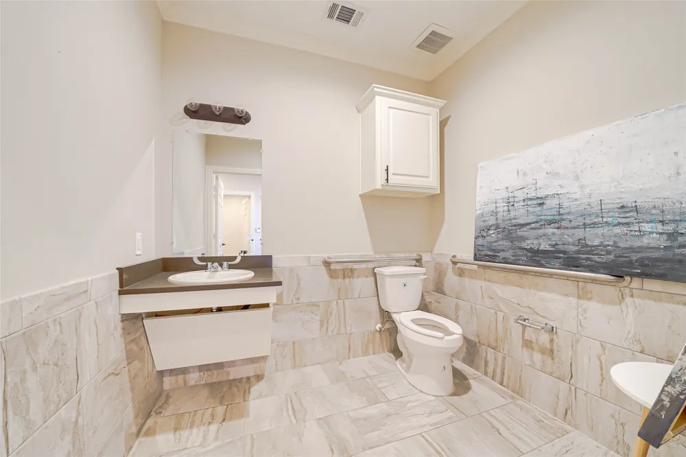 8751 Collin Mckinney Parkway #204 McKinney, TX 75070