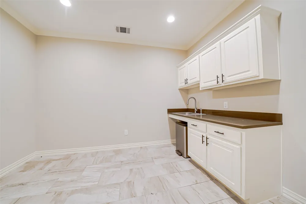 8751 Collin Mckinney Parkway #204 McKinney, TX 75070