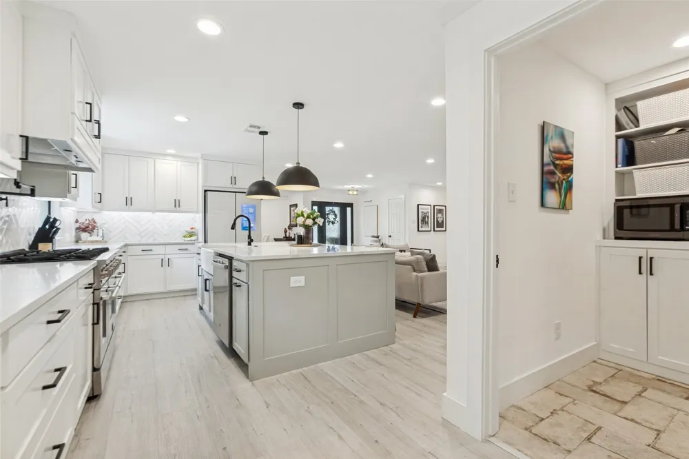 411 Ridgewood Drive Richardson, TX 75080
