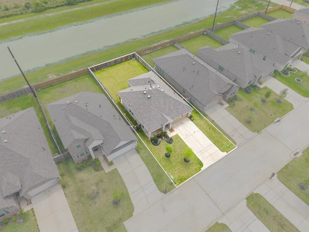 7338 Bartoncliff Drive Katy, TX 77493