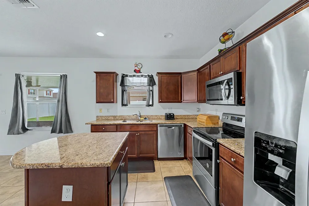 416 Seafoam Circle Fort Pierce, FL 34945