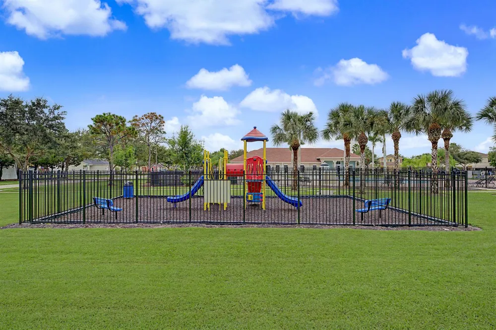 416 Seafoam Circle Fort Pierce, FL 34945