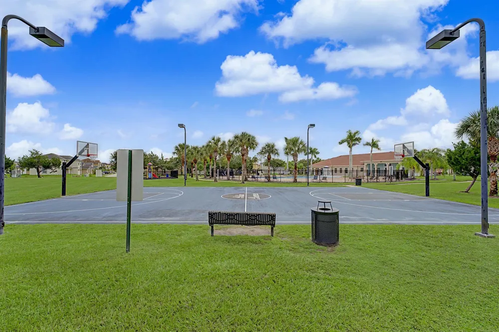 416 Seafoam Circle Fort Pierce, FL 34945