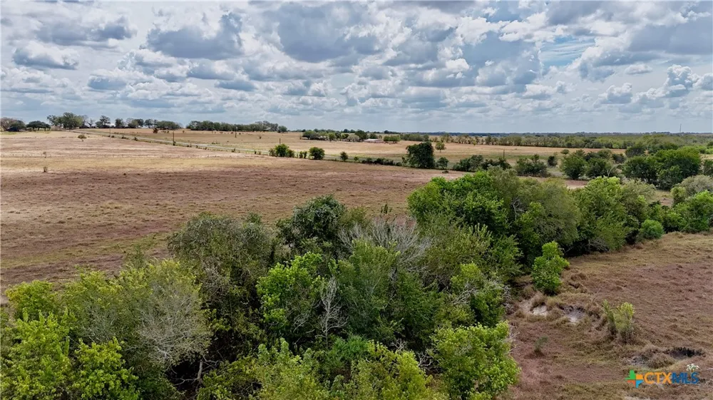 2 County Road 366 Shiner, TX 77984