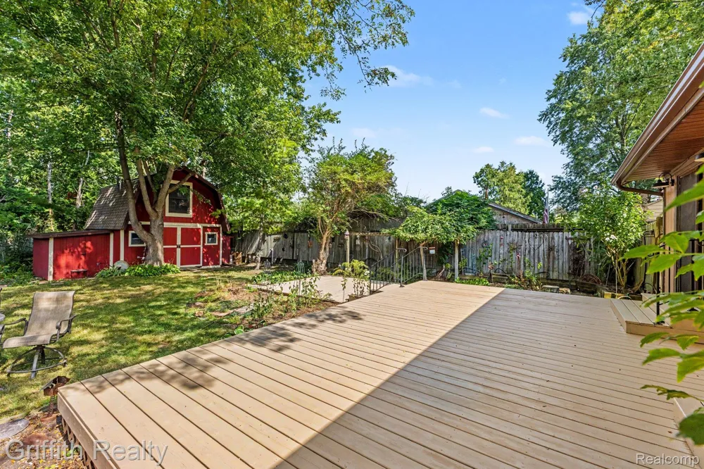 55664 Pontiac Trail Court Lyon Charter Township, MI 48165
