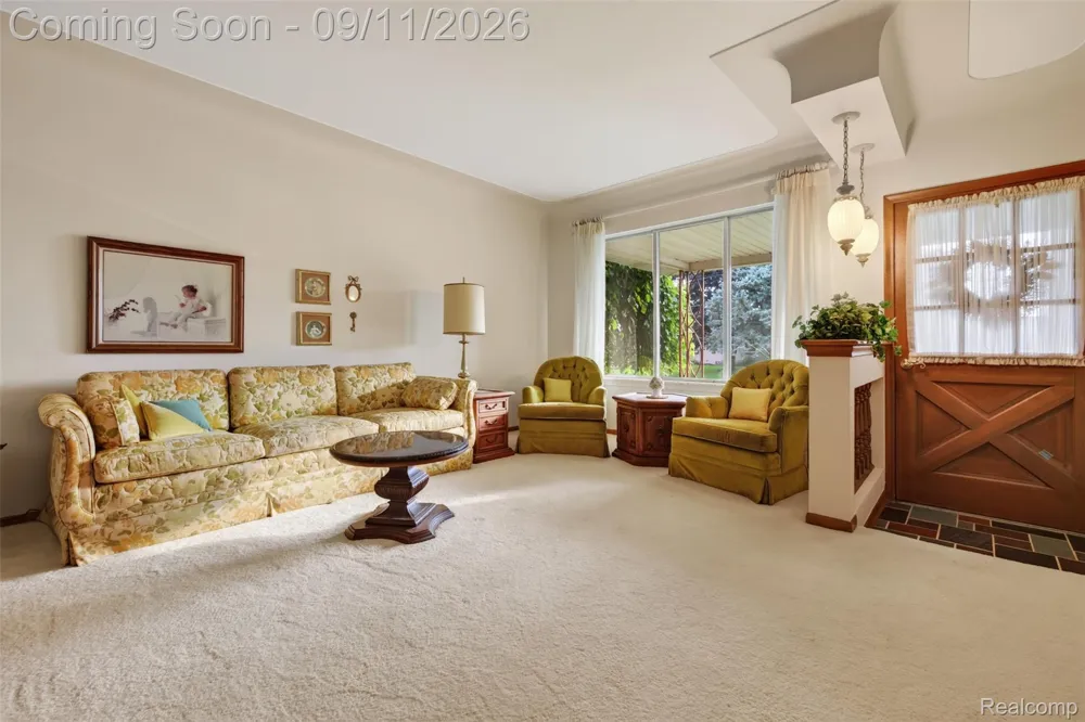 411 Tanview Drive Oxford Charter Township, MI 48371