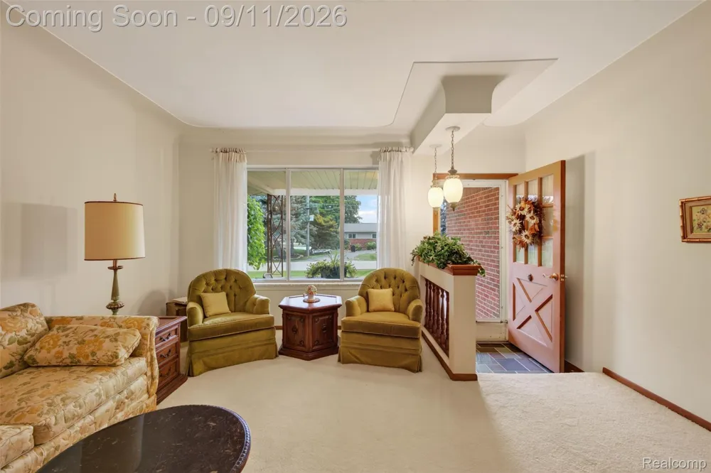 411 Tanview Drive Oxford Charter Township, MI 48371