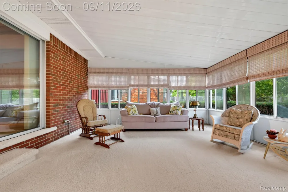 411 Tanview Drive Oxford Charter Township, MI 48371