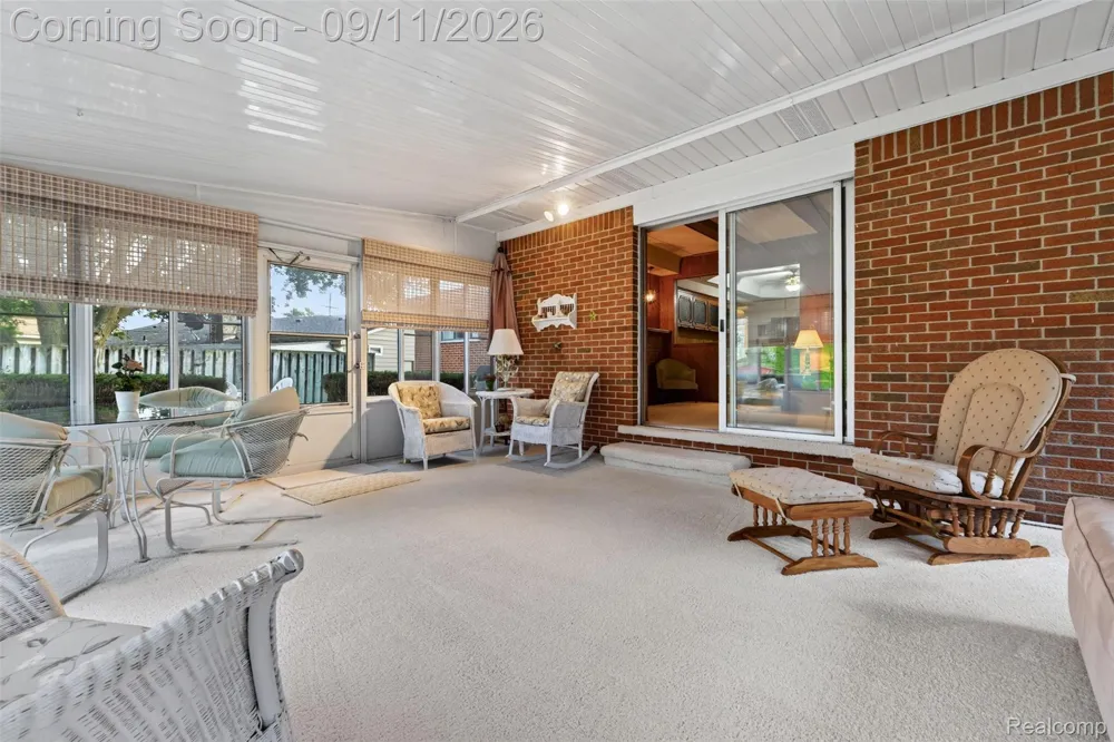 411 Tanview Drive Oxford Charter Township, MI 48371