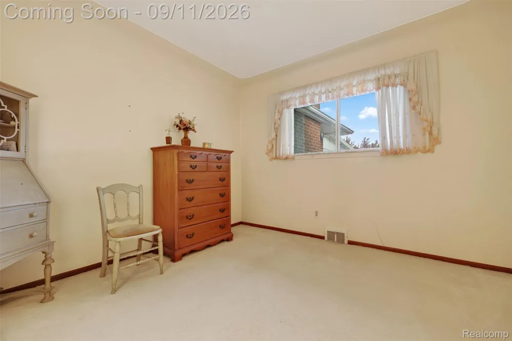 411 Tanview Drive Oxford Charter Township, MI 48371