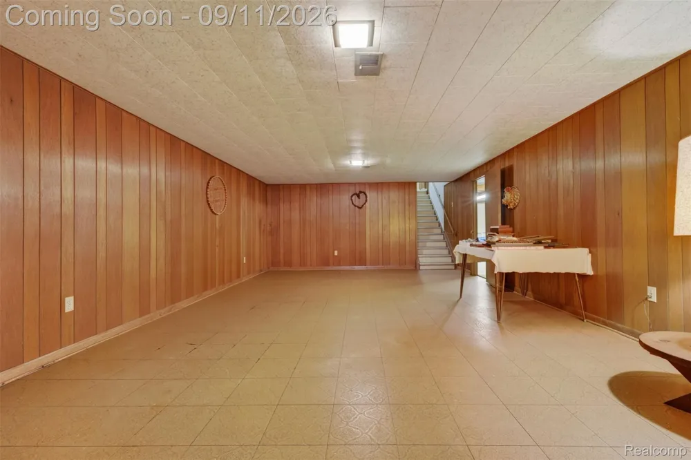411 Tanview Drive Oxford Charter Township, MI 48371