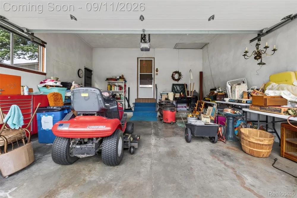 411 Tanview Drive Oxford Charter Township, MI 48371