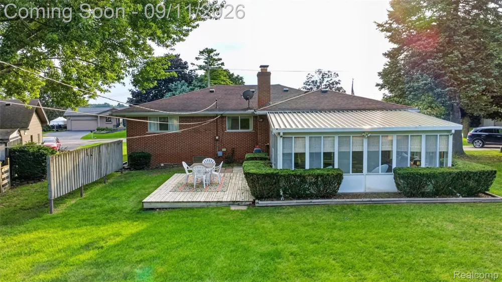 411 Tanview Drive Oxford Charter Township, MI 48371
