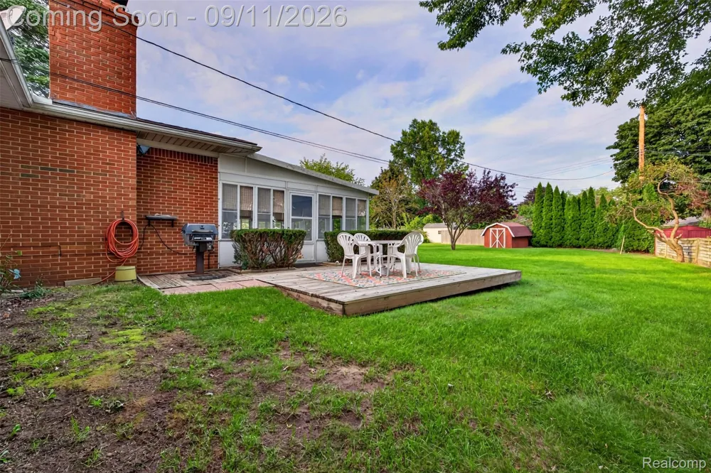 411 Tanview Drive Oxford Charter Township, MI 48371