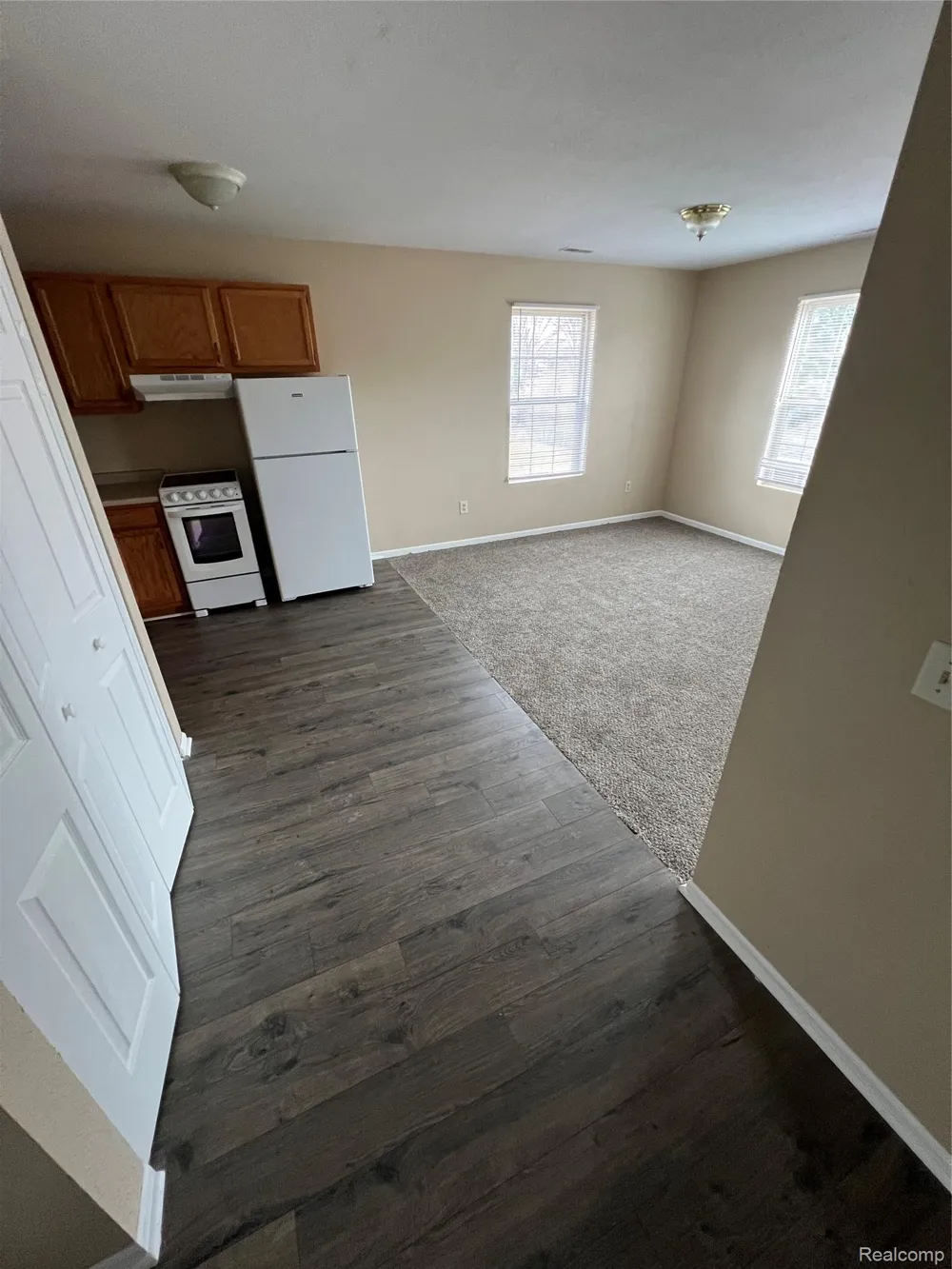 914 E Front D Street Monroe City, MI 48161