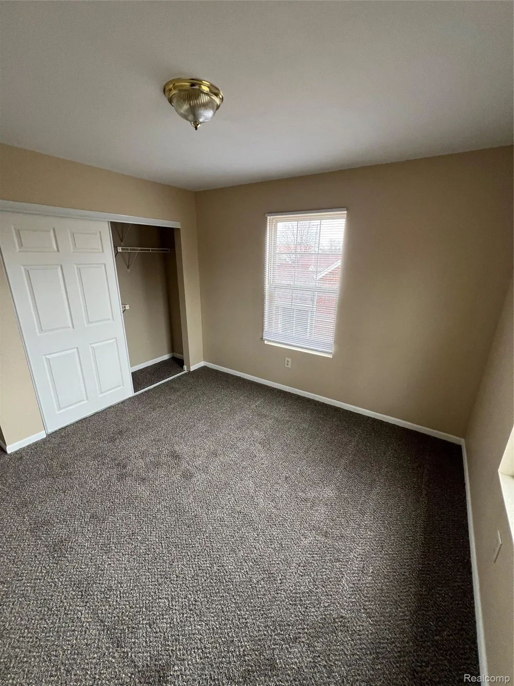 914 E Front D Street Monroe City, MI 48161