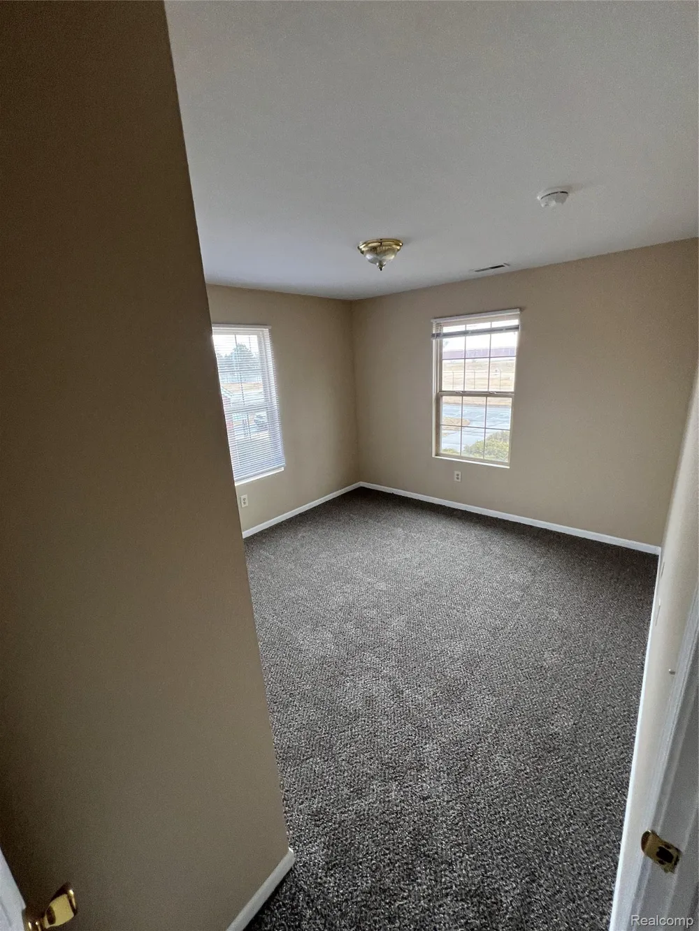 914 E Front D Street Monroe City, MI 48161