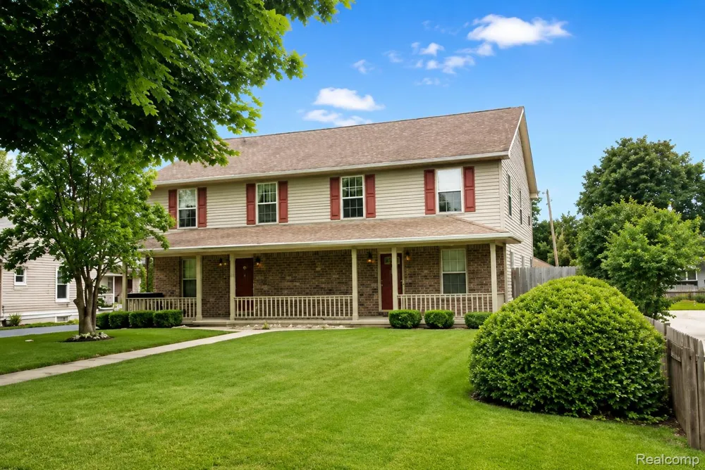 914 E Front D Street Monroe City, MI 48161