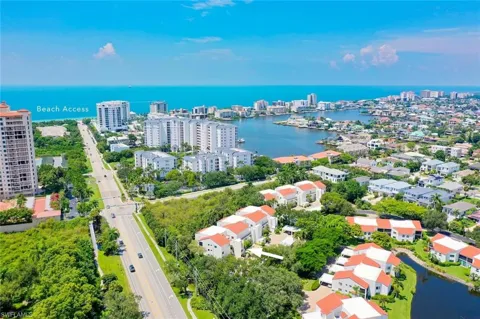 592 Beachwalk Circle #105