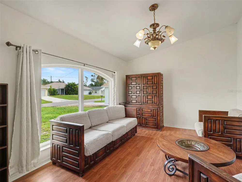 1848 MOVA STREET Sarasota, FL 34231