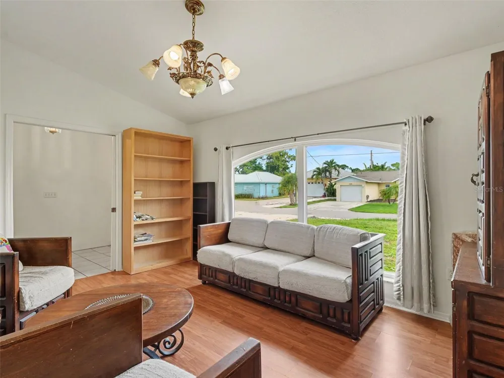 1848 MOVA STREET Sarasota, FL 34231