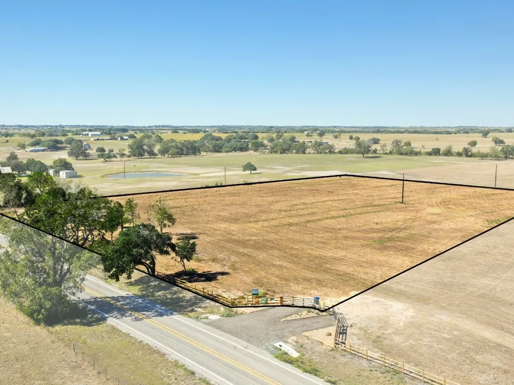3275 FM 956 Schulenburg, TX 78956