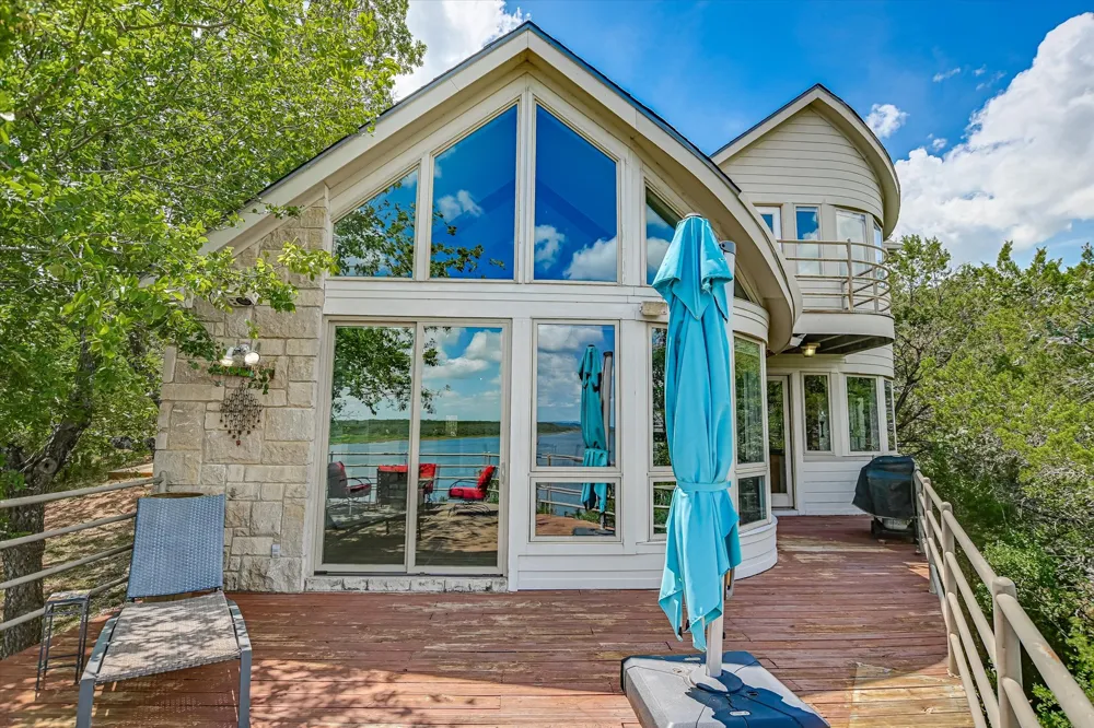 102 Center Cove I Spicewood, TX 78669
