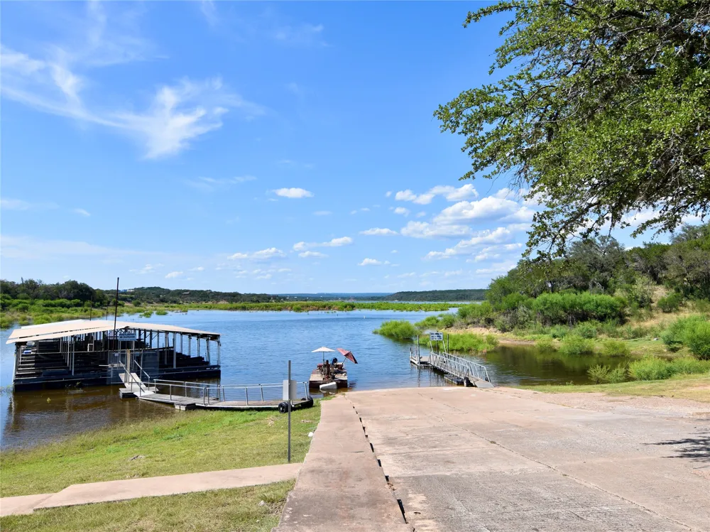 102 Center Cove I Spicewood, TX 78669